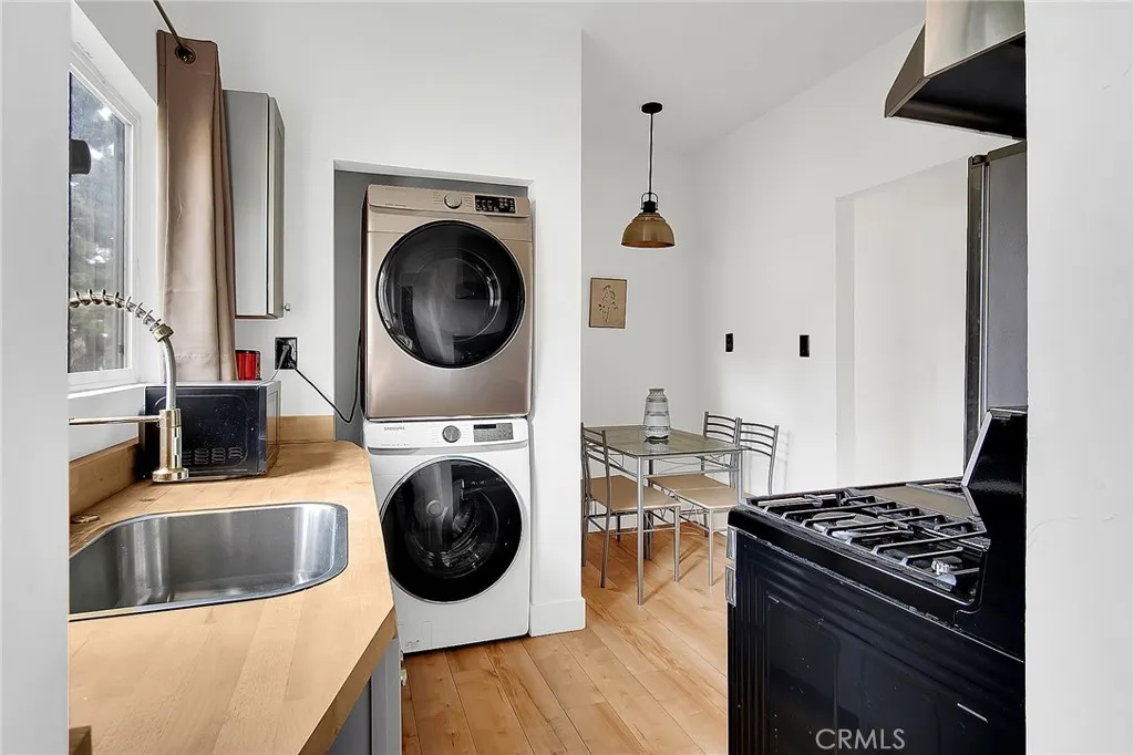 1431 Silver Lake Boulevard, Silver Lake, California 90026 home-pic-7